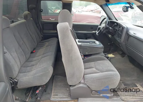 2003 Chevrolet Silverado 1500 Ls z USA, uszkodzony, nr VIN 2GCEC19T331187694